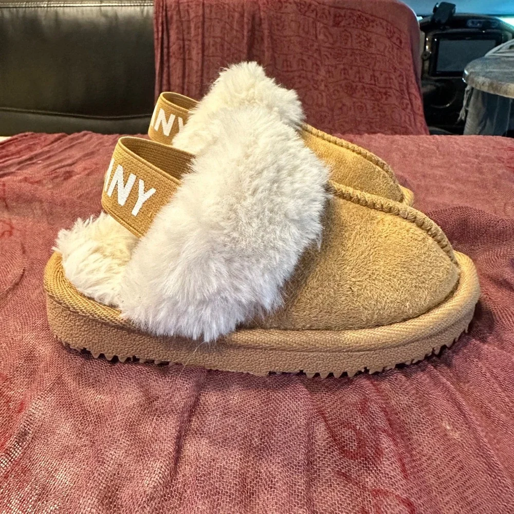 Nicole Miller New York Kids Chestnut Faux Suede Slingback Slippers NMNY Tan 7